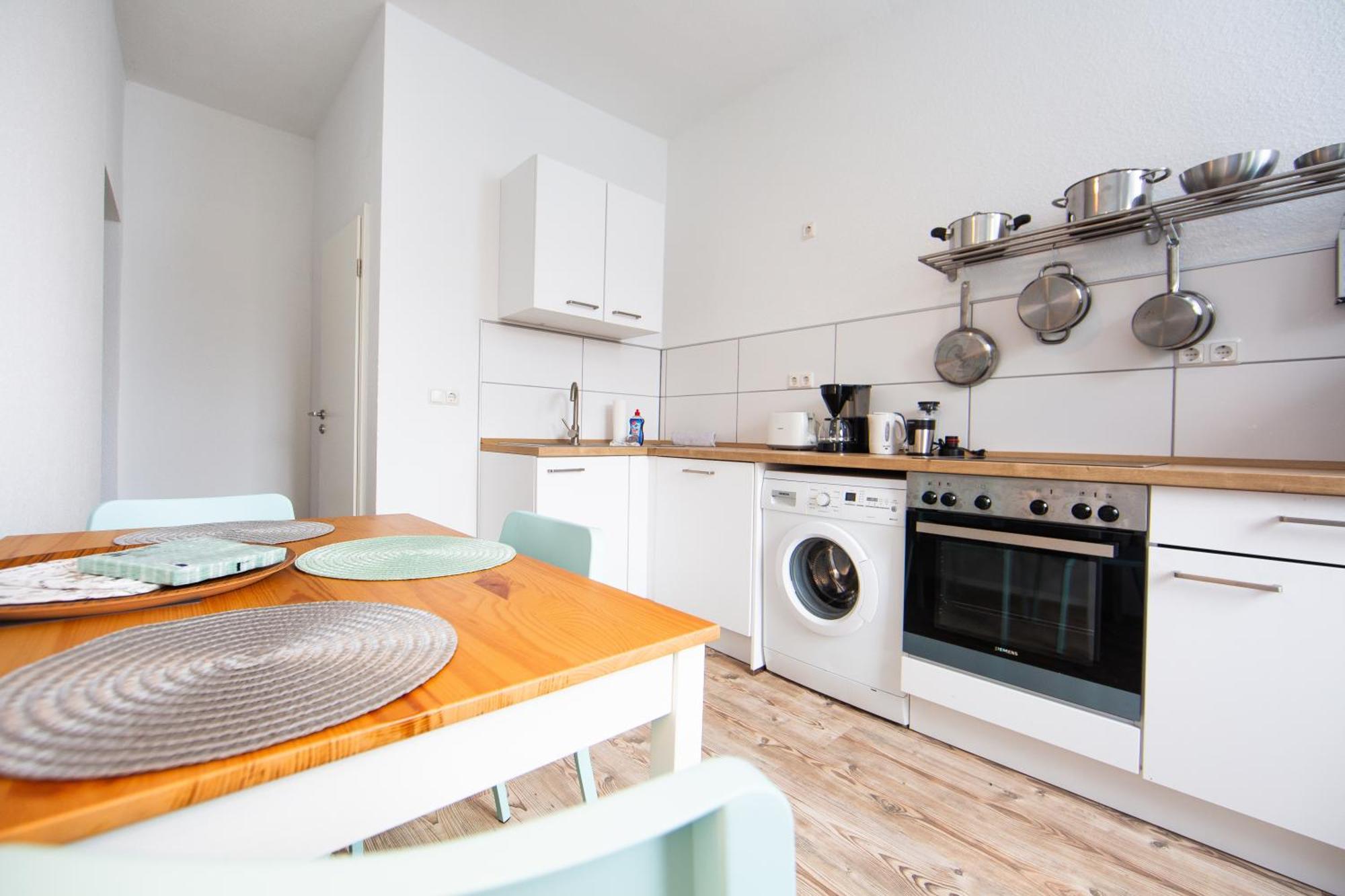 Grossraum-Apartments Mit 2Sz, Wz, Kueche, Smart-Tv, Parken, Etc Erfurt Chambre photo